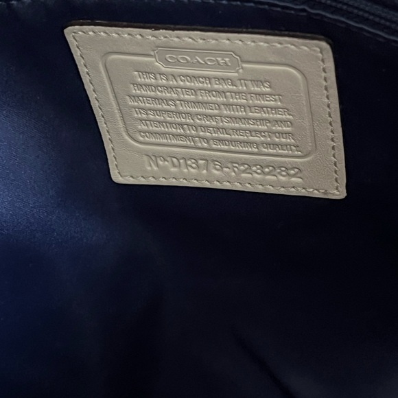 Coach Multicolor Signature Shoulder Bag - Picture 11 of 14